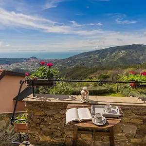 https://casale-in-vigna-le-camere.hotelitalianriviera.com