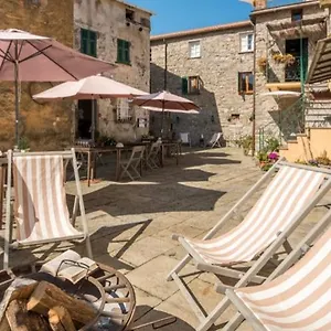 https://corte-paganini.hotelitalianriviera.com